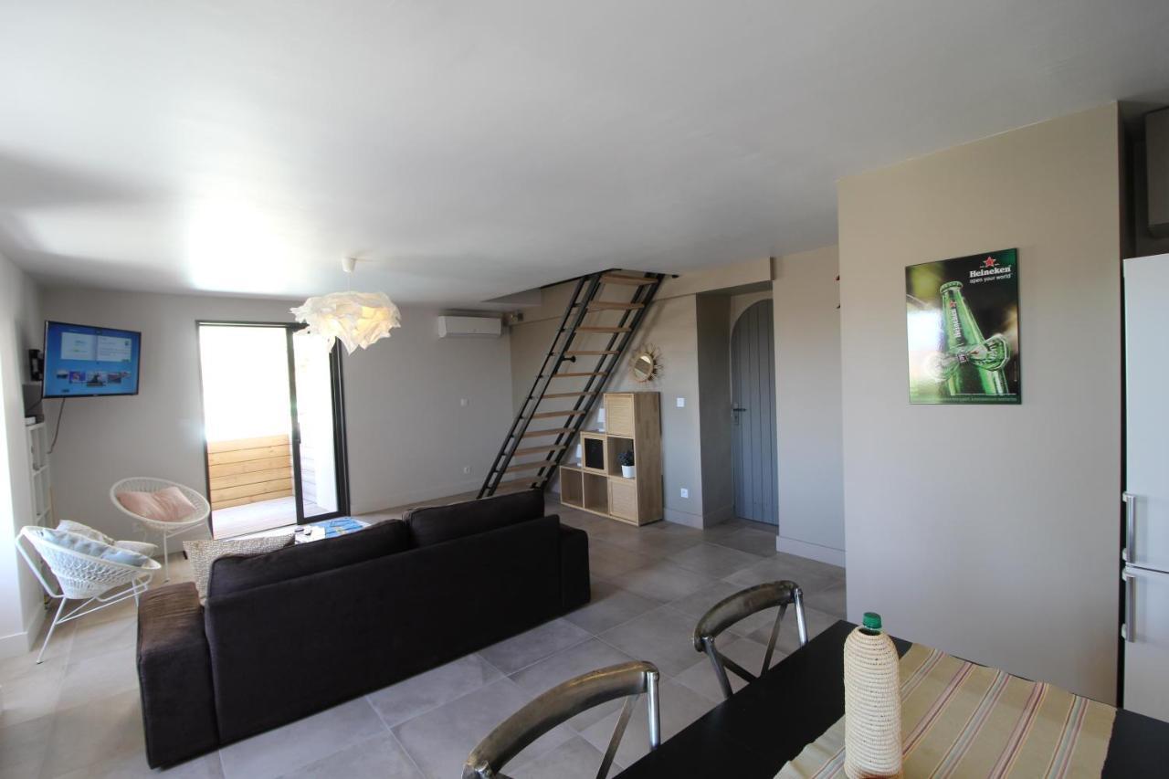 فيلا The Panoramic House Lagnes المظهر الخارجي الصورة